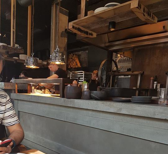 18302227_10154558870533870_1661562980_n