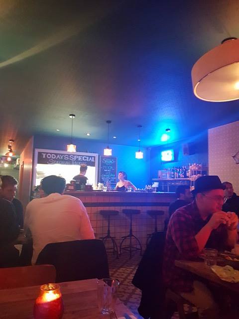 23666380_10155111937738870_185208021_n