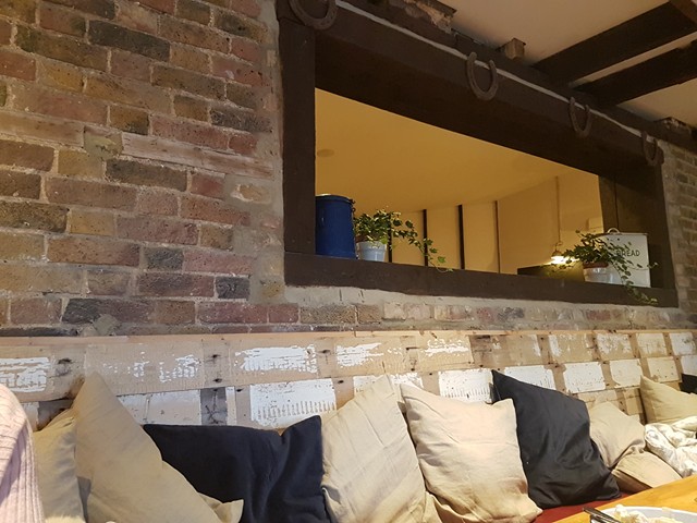 26637702_10155231029693870_365513212_n